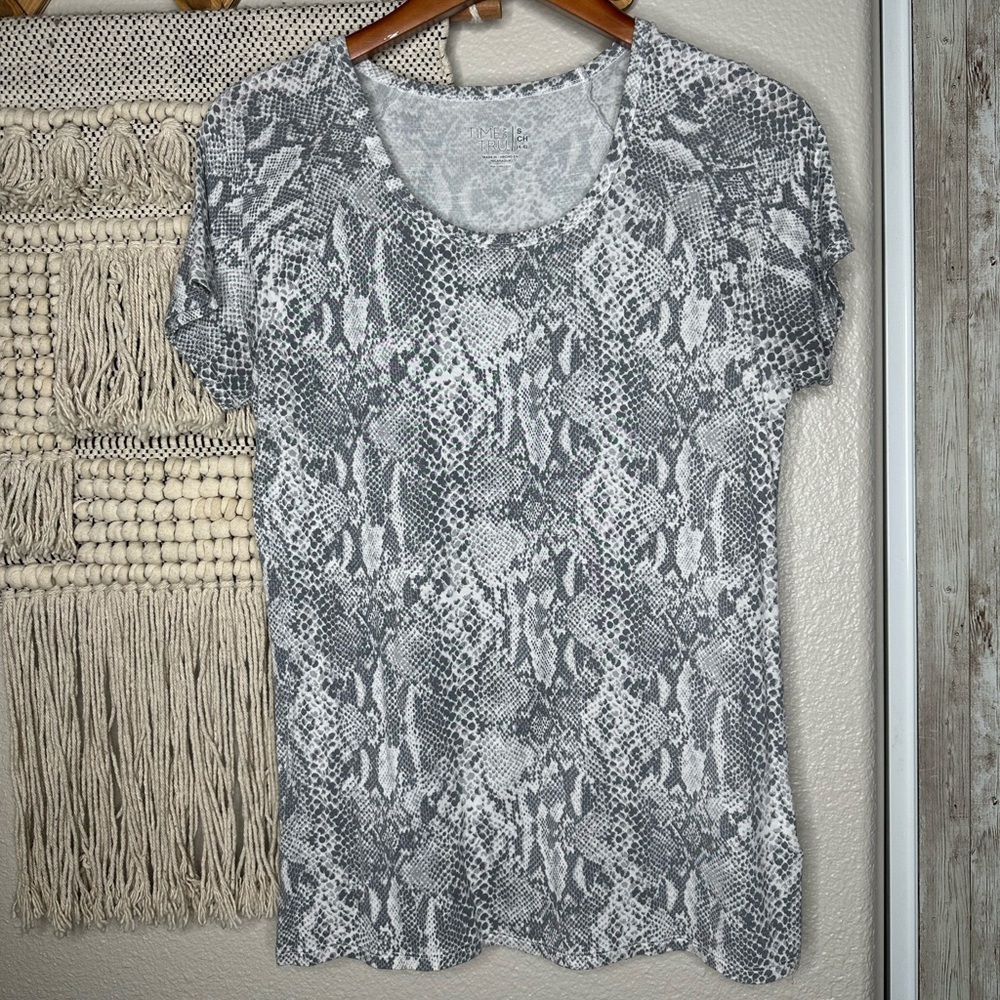 Time And Tru Leopard And Snake Print T-Shirt Bund… - image 3